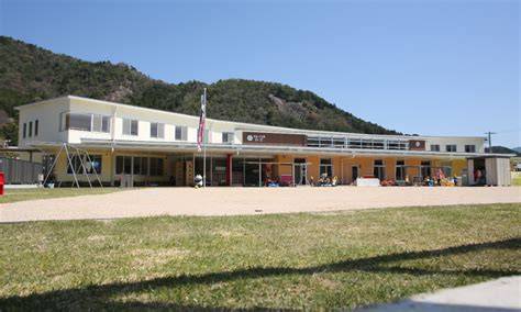 OIP | 保育士求人|大阪・兵庫・関西の保育士・幼稚園教諭の就職転職支援|保育のせかい