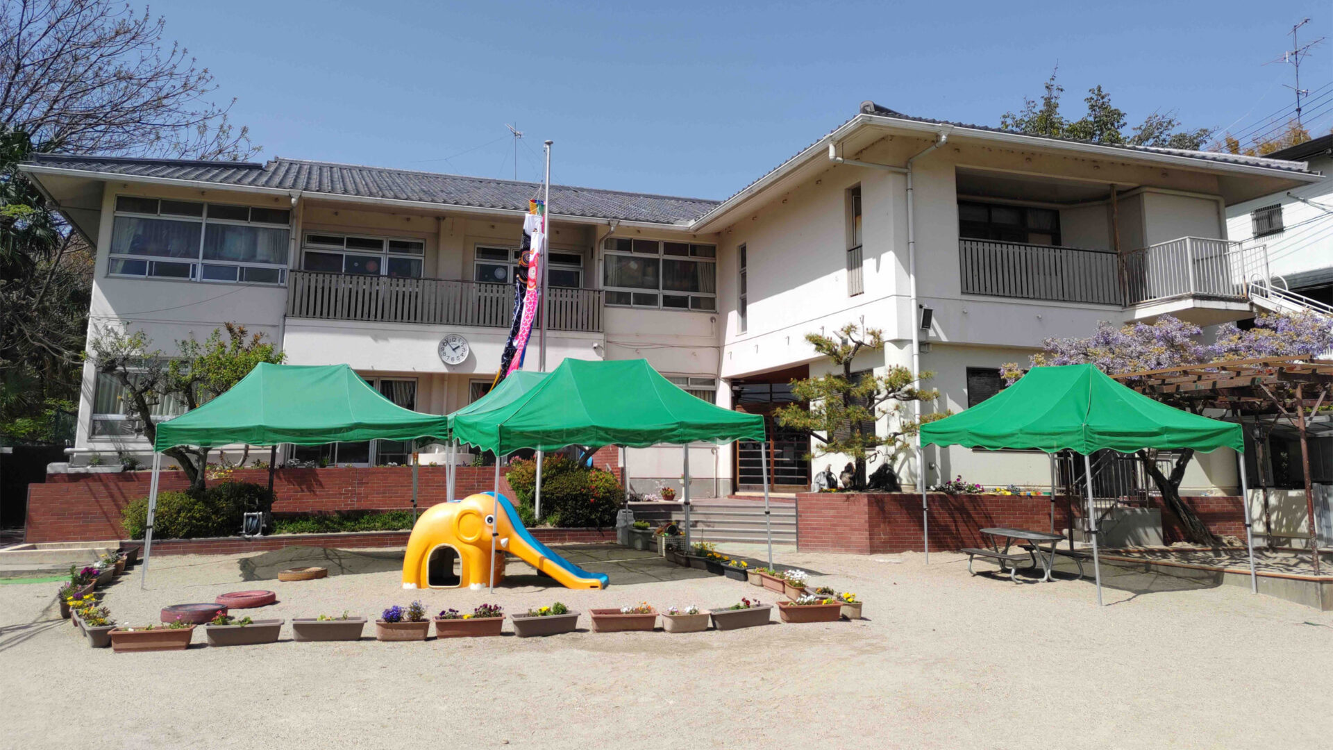top1 | 保育士求人|大阪・兵庫・関西の保育士・幼稚園教諭の就職転職支援|保育のせかい