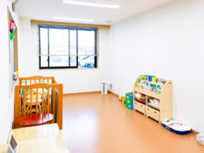 病児保育室_室内 | 保育士求人|大阪・兵庫・関西の保育士・幼稚園教諭の就職転職支援|保育のせかい