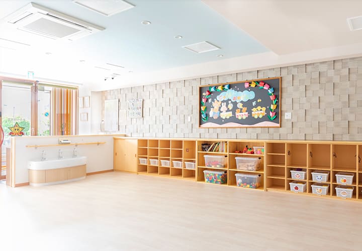 R 1 | 保育士求人|大阪・兵庫・関西の保育士・幼稚園教諭の就職転職支援|保育のせかい